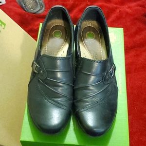 Earth Origin Roxanne Dress shoe Size 7.5
